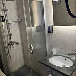 Nook Boutique Hotel *