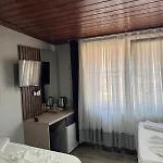Nook Boutique Hotel *